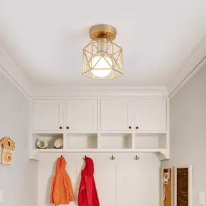 Plafondlampen Noordse minimalisme Goud schaduw Home Decoratie Metaal Huishoudelijke accessoires LMAP LAMP