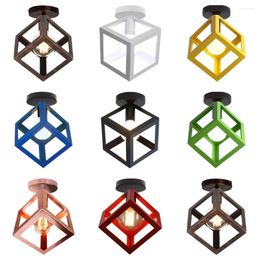 Plafondlampen Eenvoudig licht Retro Industrieel Metaal E27 Armatuur Vierkante lampenkap Inbouwlamp voor slaapkamer Keuken Home Decor