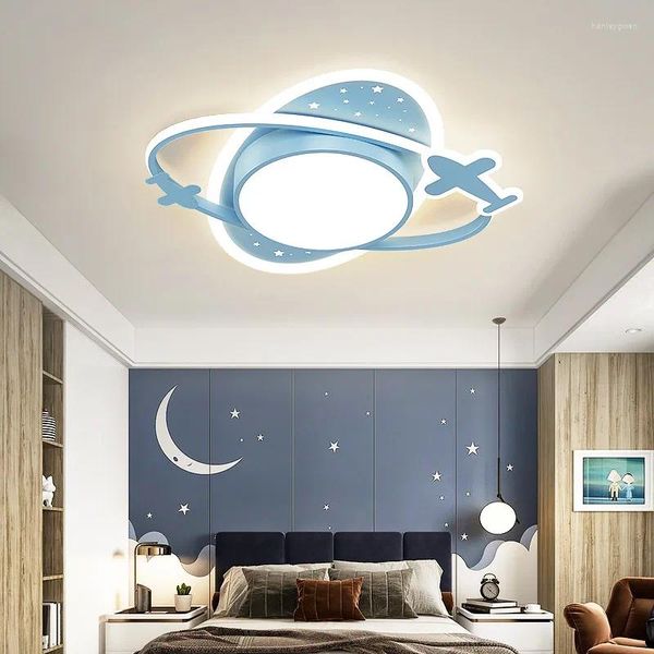 Plafonniers Espace Ciel Étoilé Modèle Lumière Pour Enfants Mignon Et Chaud Chambre LED Éclairage Planète Avion Lampes