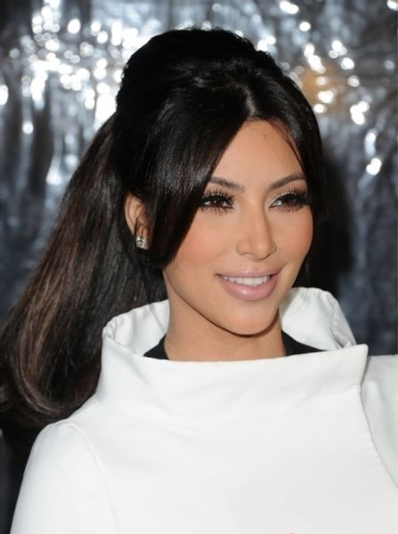 Kim kardashian queue de cheval bobby queue de cheval clip de cheveux humains dans les extensions de queue de cheval de cheveux humains remy indiens avec cordon de serrage deux peignes 140g