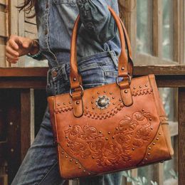 Celela sacs à bandoulière pour femmes sac fourre-tout grandes dames qualité en cuir Vintage Western sac à main en relief Concho goujons sacs à main 240115