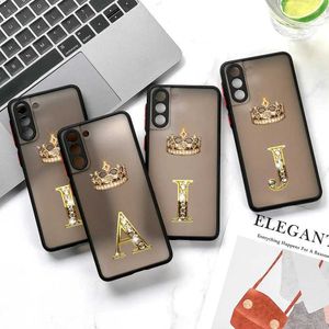 Casos de teléfonos celulares Crown Golden Diamond S23 5G Case de teléfono Adecuado para Samsung S24 S20 Fe S21 S22 Ultra Fund Galaxy S24 más Carta inicial de la portada mate A I J L M J240418