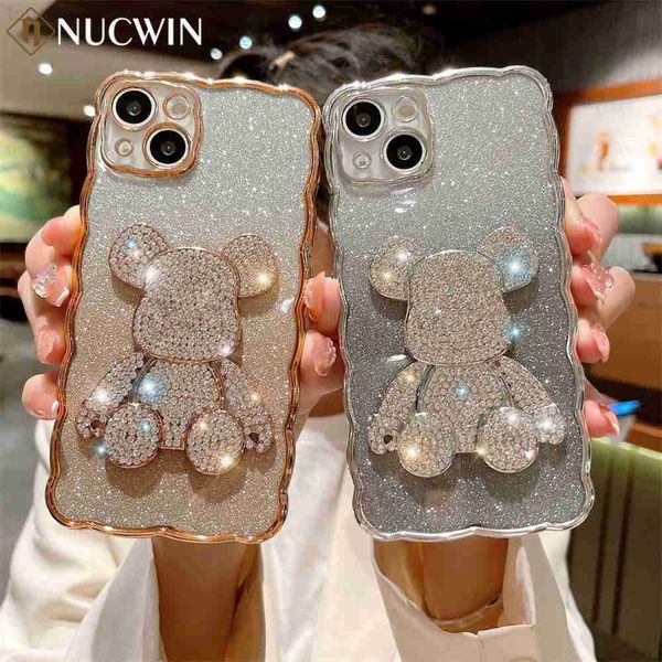 Cas de téléphone portable Crystal Diamond Bear Glitter Case pour iPhone 11 12 13 14 Pro Max XR X XS Max 7 8 14 Plus Motif de vague Placage brillant Couverture souple L230731