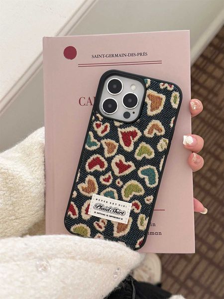 Cajas de teléfonos celulares Bolsas de noche Retro Coreano Lindo Pantalla completa Bordado Amor Corazón Denim Cowboy Canvas Funda para iPhone 15 14 13 12 11 Pro Max Cubierta a prueba de golpes J240123