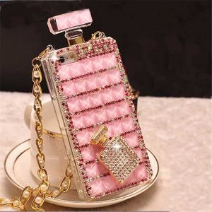 Caisses de téléphone portable Fashion Bling Crystal Diamond Perfume Chaîne de chaîne de bouteille Handbag pour iPhone 15 14 12 11 Pro Xs MAX XR Plus Case J240426