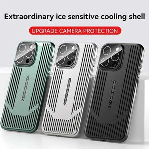 Mobiele telefoons cases Fashion Frosted Cooling Phone Case voor iPhone 12 13 14 15 Pro Max dunne anti-collision all-inclusive lensbescherming telefoonhoes J240509