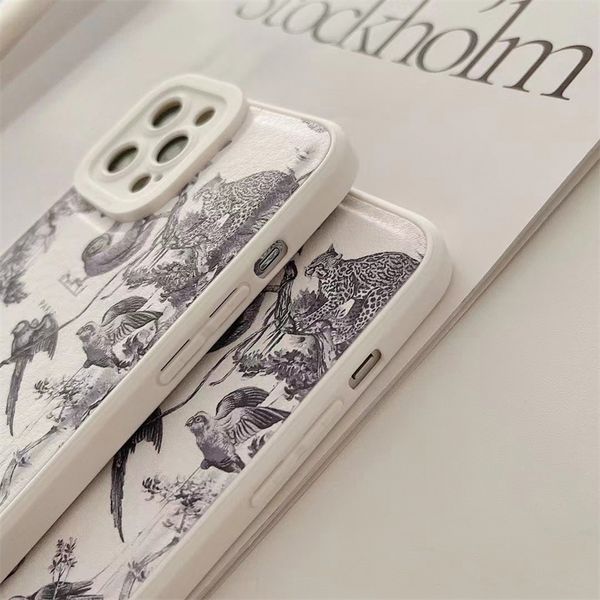 Estuches para teléfonos celulares Estuches para teléfonos de moda para iPhone15 14 15 14Plus 15 14Pro 15 14ProMax Estuches para teléfonos de lujo con marca de diseñador Letra clásica H Funda para iPhone con estampado de bosque OFL9