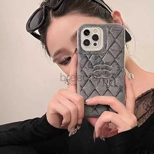 Mobiele telefoon hoesjes Mode pluche ontwerp hoesjes voor iPhone 14 Pro 11 13Pro Max 12 11promax Luxe Designer Telefoonhoesje Roze Winterhoes 240304