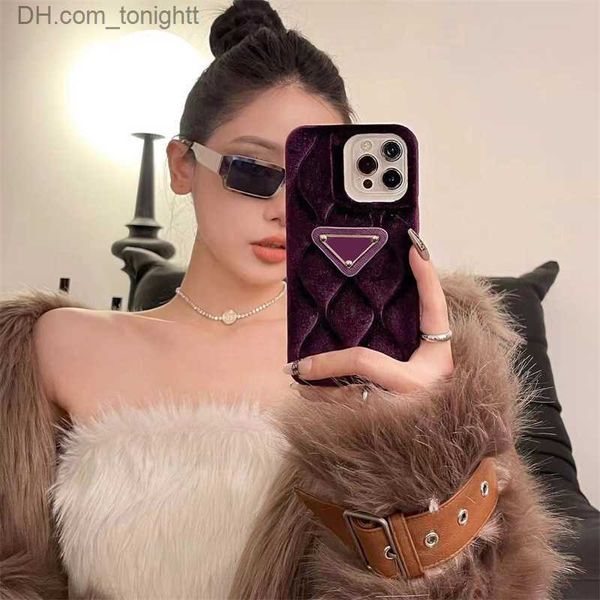 Étuis de téléphone portable Fluffy Designer Phone Case Velvet Wave Coussin pour iPhone 14 Pro Max Plus 13 Promax 12 11 Xs Xr Fashion IPhone Cases pour femmes Z230728