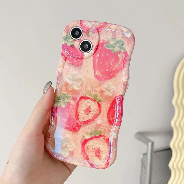 Cajas de teléfonos celulares para iPhone 13 Pro Max Fashion Frosted Strawberry Pattern Case 11 12 14 Luxury TPU Soft Cover 231021