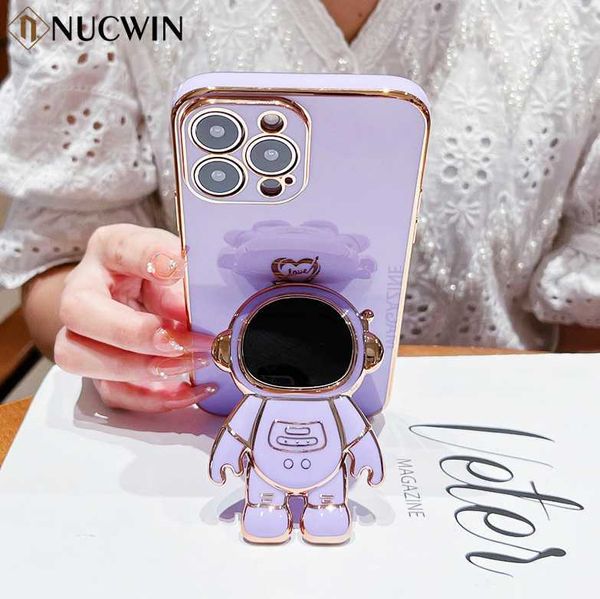 Étuis de téléphone portable pour iPhone 14 Pro Luxury Plating Sides Astronaut Bracket Case pour iPhone 14 13 Pro Max 12 13 Mini X XR XS Max 8 7 Plus Cover L230731