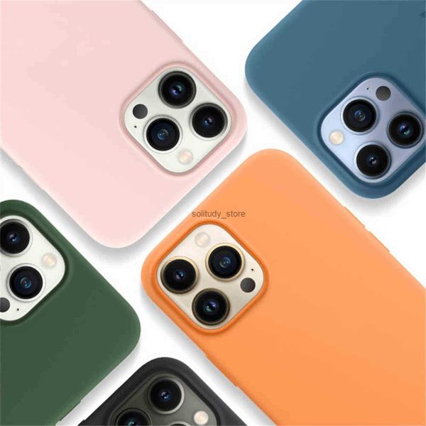 Cas de téléphones portables Case iPhone Silicone magnétique pour iPhone 13 Pro MAX COUVERTURE ANIMATION ANIMENTATION Q240408