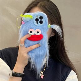 Mobiele telefoon gevallen Korea super schattig 3D lang haar Diy Monsters boog camera lens case voor iPhone 11 12 13 14 15Pro Max harige handwarmer cartoon cover 231021