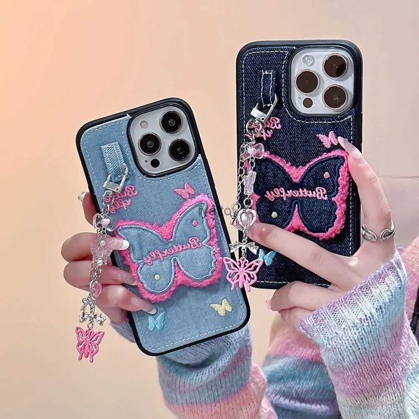 Cas de téléphone portable Coréen Denim Papillon En Peluche Broderie Téléphone Cas Pour iphone 15 Pro Max 14 13 12 11 Avec Pendentif Papillon Couverture En Silicone Souple H240326