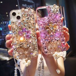 Mobiele telefoons Luxe 3D Flower Butterfly Bling Cases voor Xiaomi Redmi Note 11 11S 10S 9S 10 9 8 MI 10T 11T POCO X5 x3 NFC Pro Pink Purple L230731