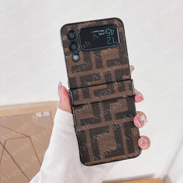 Cas de téléphone portable Luxe F Lettre pour Samsung Z Flip 3 4 5 Fibre Skin Case Flip3 Flip4 Fold Cover iPhone 1
