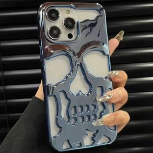 Études de téléphone portable Luxury Hollow Skull Téléphone Affaire adaptée à l'iPhone 14 Promax 13 12 11 Pro Max 14 plus 13 Tablette Matte Absorbing Soft Cover J240418