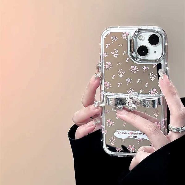 Étuis de téléphone portable Case de téléphone à arc de fleur rose pour iPhone Hard Acrylique Mirror Face Ripple Fashion de haute qualité 15 Pro Max 14 13 12 11pro Max Plus J240418