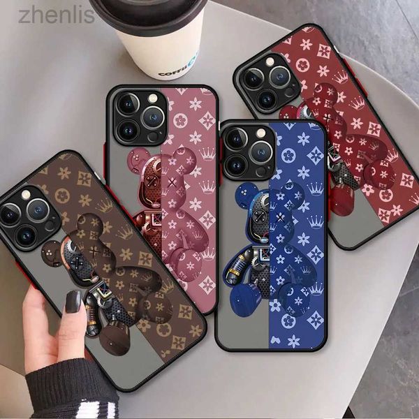 Casos de teléfonos celulares Robot Flores Bear Matte Case para iPhone 15 14 13 12 Mini 11 Pro Max 7 8 Plus SE2022 Soft Edge Hard PC Phone Venta caliente D240424