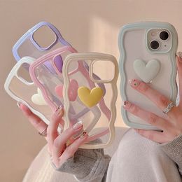 Cas de téléphone portable Lignes ondulées douces Love Heart Case pour iPhone 15 11 12 13 14 Pro Max XS XR 7 8 Plus Candy Bumper Couverture transparente 231010