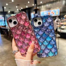 Estuches para teléfonos celulares Estéreo Moda de lujo adecuada para Apple / iPhone Phone Case 11/12 Max / 13 / X7 Estuche para teléfono con revestimiento de escamas de pescado con brillo lujoso