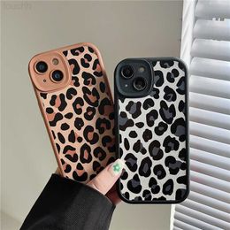 Étuis de téléphone portable Étui en cuir imprimé léopard vintage pour iphone 13 12 11 Pro Max x xr xs max Matte caméra lentille protection silicone couverture capa L230731