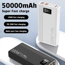 Banques électriques de téléphone portable 50000mAH 100W Banque d'alimentation ultra grande capacité Multi port Ultra Fast Charge adaptée à l'iPhone Huawei Samsung Digital Display Power Bank J24