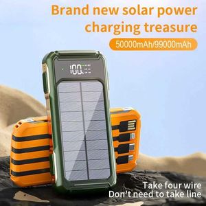 Banques électriques de téléphone portable Daikala Charge rapide Pack de batterie solaire de 50000mAh avec port 4USB de grande capacité équipé d'une batterie externe Laser Light J240