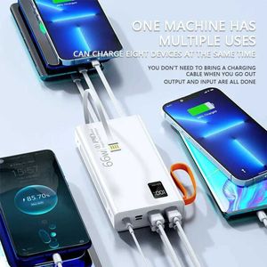Banques d'alimentation du téléphone portable Le nouveau pack de mobile de chargement rapide 30000mAH 66W Ultra Fast Charging est équipé de son propre câble de charge.J0428