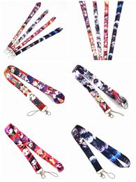 Sangles de téléphone portable Charms 30pcs Dessin animé classique Japon Anime Tokyo Ghoul Longe Porte-clés ID Cou Titulaire Sac à main Badge pour garçon Porte-clés Accessoires En Gros