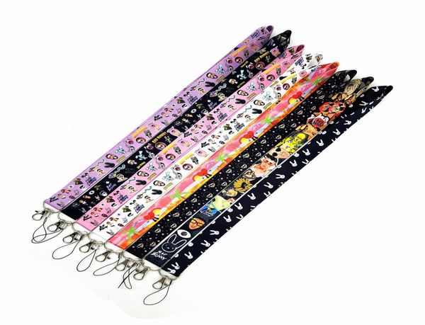 STACHS DE TÉLÉPHONIQUE CHEMPS THEMPS 10PCS CARTOONES POPULITÉ ANIME Boy Girl Love Phone Mobile Lanyard CLÉS PENDANTS CONSEMENT 4593777