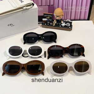Lunettes de soleil de créateurs haut de gamme pour les nouvelles lunettes de soleil avec des lunettes de soleil de verres ovales résistantes Original 1 à1 avec un logo et une boîte réels