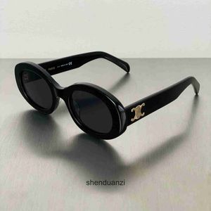 Lunettes de soleil de créateur haut de gamme pour les lunettes de soleil de nouvelle assiette Lunettes de soleil pour les yeux de la mode Fashion Protection d'origine 1 à 1 avec un logo et une boîte réels