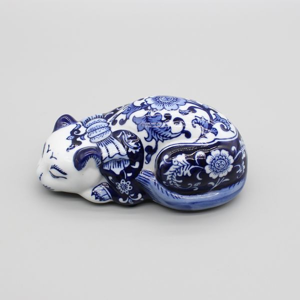 Chat en céramique, céramique bleue et blanche, accessoire de table