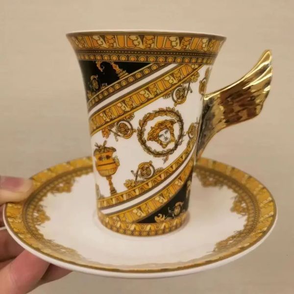 Ceramic Coffee Cup Cup Té de porcelana Espresso Cocina de bebidas Drinkware European Home Table Decoración de la fiesta de cumpleaños de lujo 231220