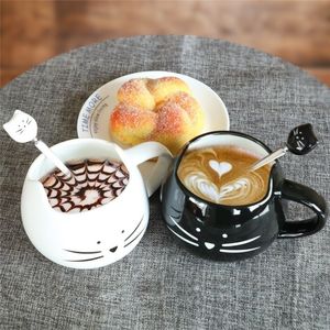 Keramische schattige kat kopjes met lepel wit / zwart koffie melk mokken cartoon ijs suiker thee dessert soep kantoor paar drinkware