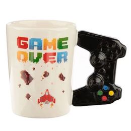 Céramic Mugs Creative Game 3D sur des tasses à café Contrôleur de jeu de lait d'étudiant Gandage de jeu de Noël de tasse drôle.