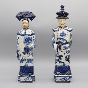 Keramische beelden van de Chinese keizer en keizerin in de Qing-dynastie, tafelaccessoire, woondecoratie