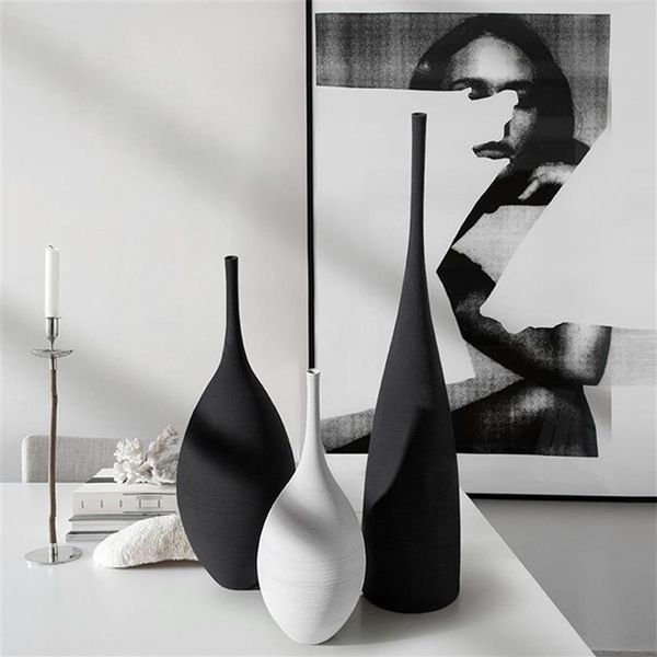 Vase en céramique noir et blanc, Design créatif Simple, décoration artistique faite à la main, modèle de salon, décoration de maison, 211290F