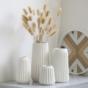 Vase en céramique Pots de fleurs décoratifs décoration moderne maison Vases blancs salon décor Table décoration accessoires cadeaux 220423