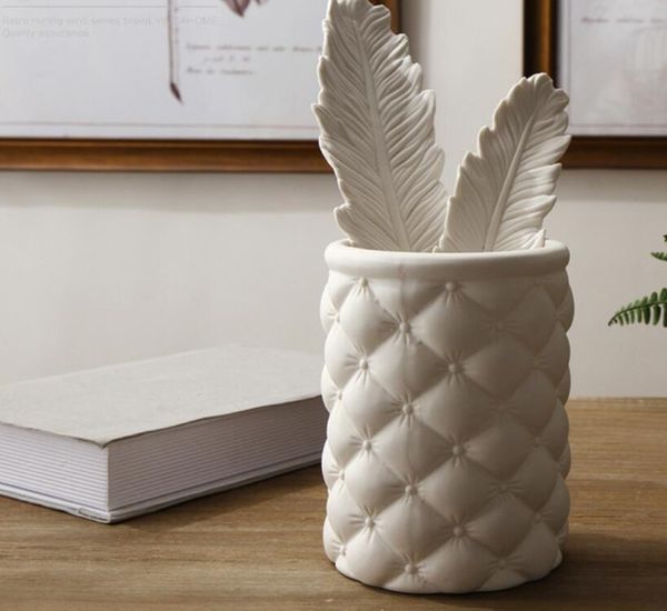 Porte-stylo à plumes vintage en céramique, décoration de maison, artisanat, décoration de salle, figurine artisanale en porcelaine, décoration de table de bureau