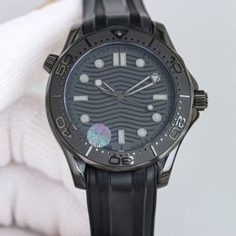 Cerramic Watch Mens Watches 8806 mécanique automatique 40 mm Sapphire imperméable 100m Montre de Luxe Cadeaux