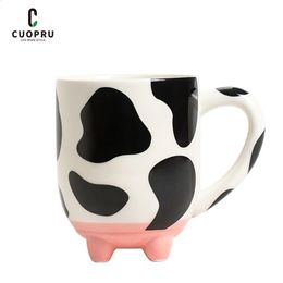 Tasse de vache de céramique avec pieds non skid