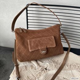 CF Designer Sac à bandoulière pour femme 32 cm en cuir de fourrure tourné diamant à carreaux argentés avec boucle en métal, sac à main de luxe, sacs à bandoulière multi-poches, sac de maquillage