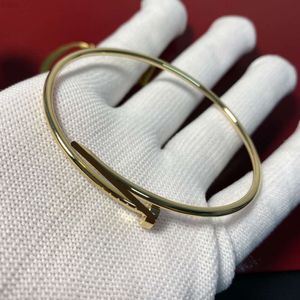 CGB096 Pure 18K gouden nagelarmband Bangle 6 gram aangepast merk sieraden Au750 gouden nagelarmband voor mannen vrouwen