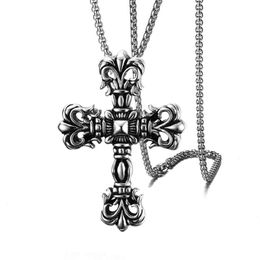 Ch Designer Cross Hanger Ketting Chromes Titanium Staal Bloem Sieraden Hart Trui Keten Minnaar Cadeau Sanskriet Luxe Mode Nieuwe 2024 Pin9