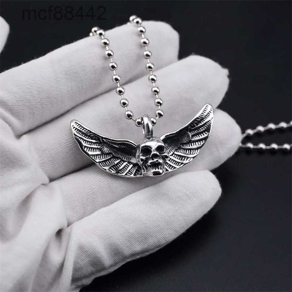 CH Kros Vintage Flying Wing Skull Pendant Collier Style Design Hend Kend Mens and Womens Colliers