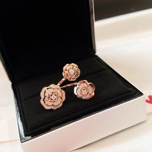 Anello CH camelia Diamante di lusso di alta qualità in oro 18 carati per banda di riproduzioni ufficiali di design del marchio in stile classico da donna