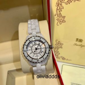 CH WHITE CERAMIC Dames Watch Quartz Bewegings Teller Kwaliteit Simple Fashion Jonge Peoples Love Valentines Day Gift Hoge kwaliteit 32 mm Dial W Gaj0