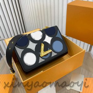 Kettingtas, kleine vierkante tas, onopvallende luxe designertas, schoudertas okseltas 795066